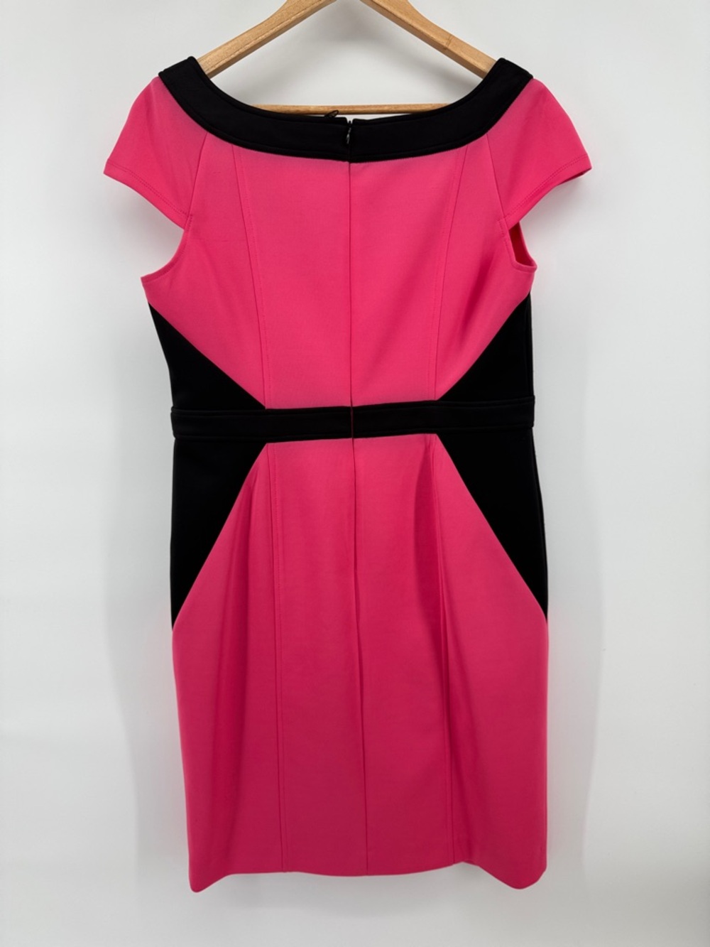 Maggy London vibrant pink black colorblock cap sleeve sheath dress Women's 14NWT - Picture 2 of 5